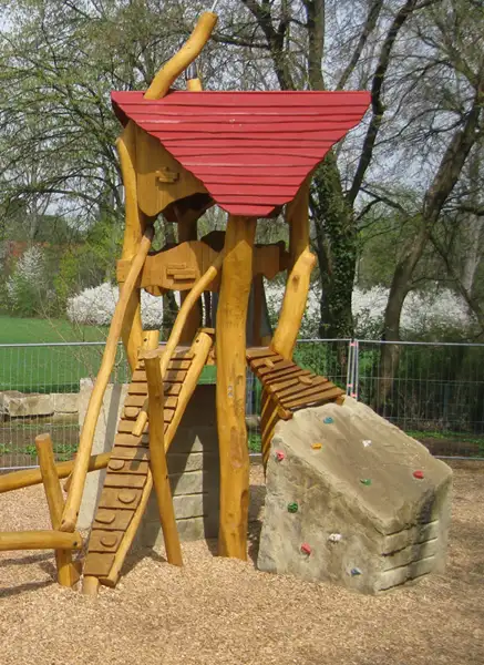 TOUR DU CHÂTEAU SPIELART